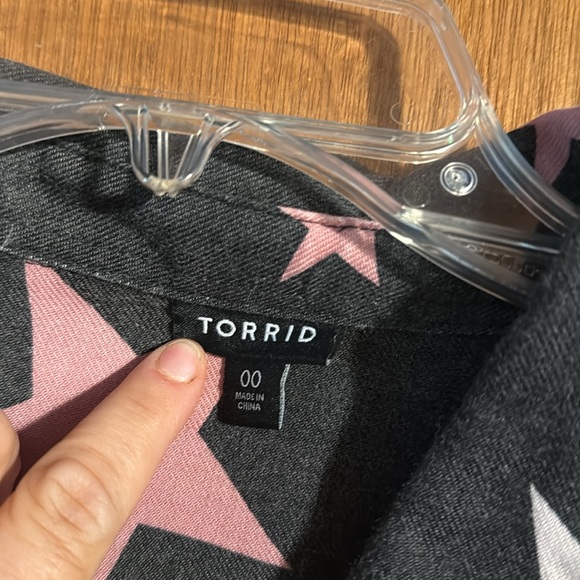 Star button down - Picture 3 of 4